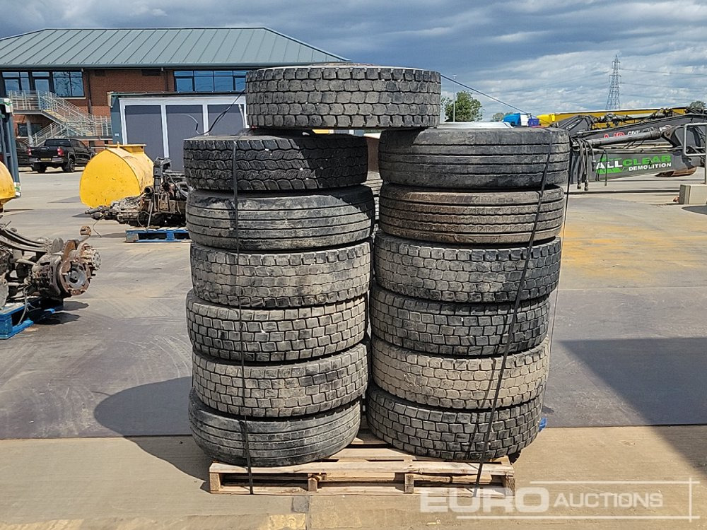 Tire Selection of Various Size Tyre & Rim (13 of): picture 8
