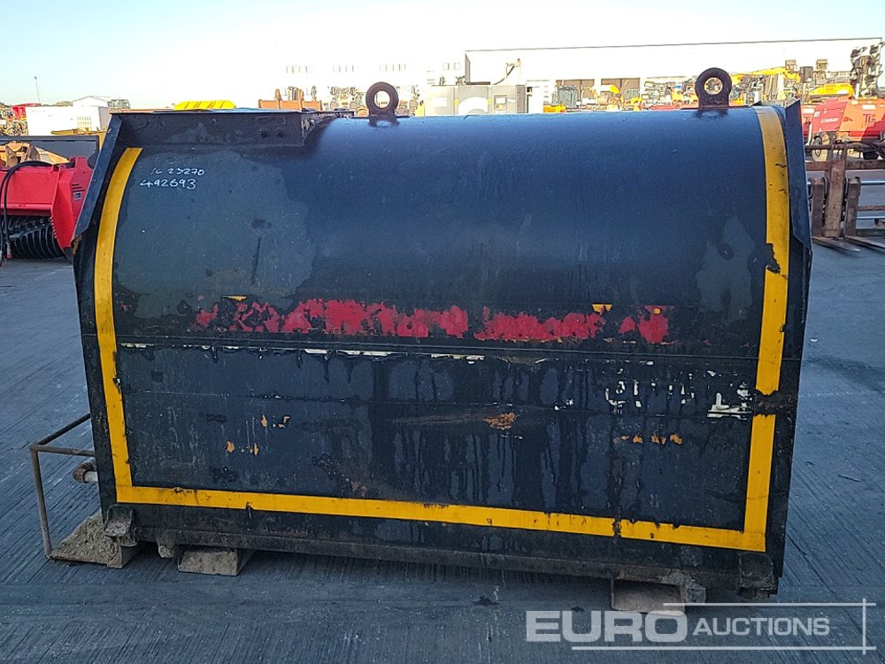 Static Bunded Fuel Bowser, Manual Pump - Storage tank: picture 2 Static Bunded Fuel Bowser, Manual Pump - Storage tank: picture 2