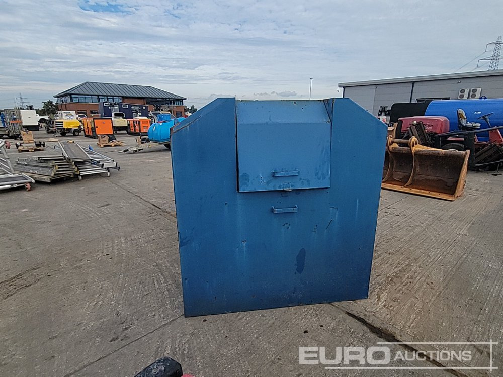 Static Bunded Fuel Bowser - Storage tank: picture 4 Static Bunded Fuel Bowser - Storage tank: picture 4