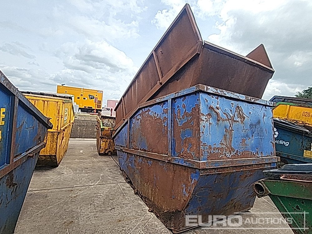 Steel Skip (2 of) - Skip bin: picture 3 Steel Skip (2 of) - Skip bin: picture 3