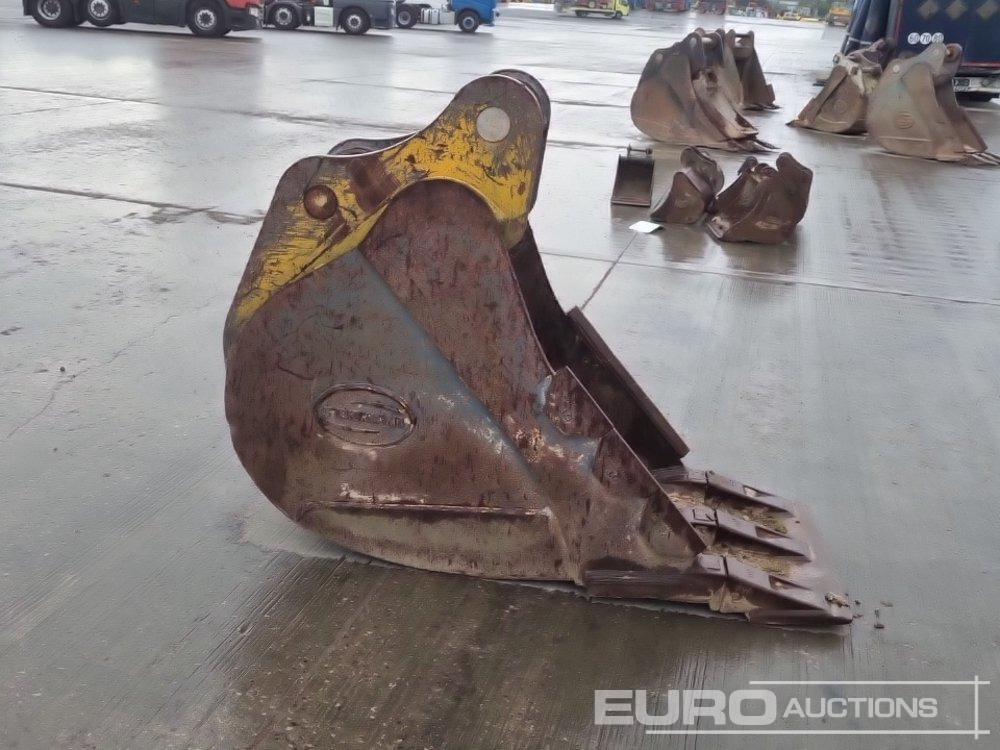 Bucket Strickland 24" Digging Bucket 80mm Pin to suit 20 Ton Excavator: picture 6