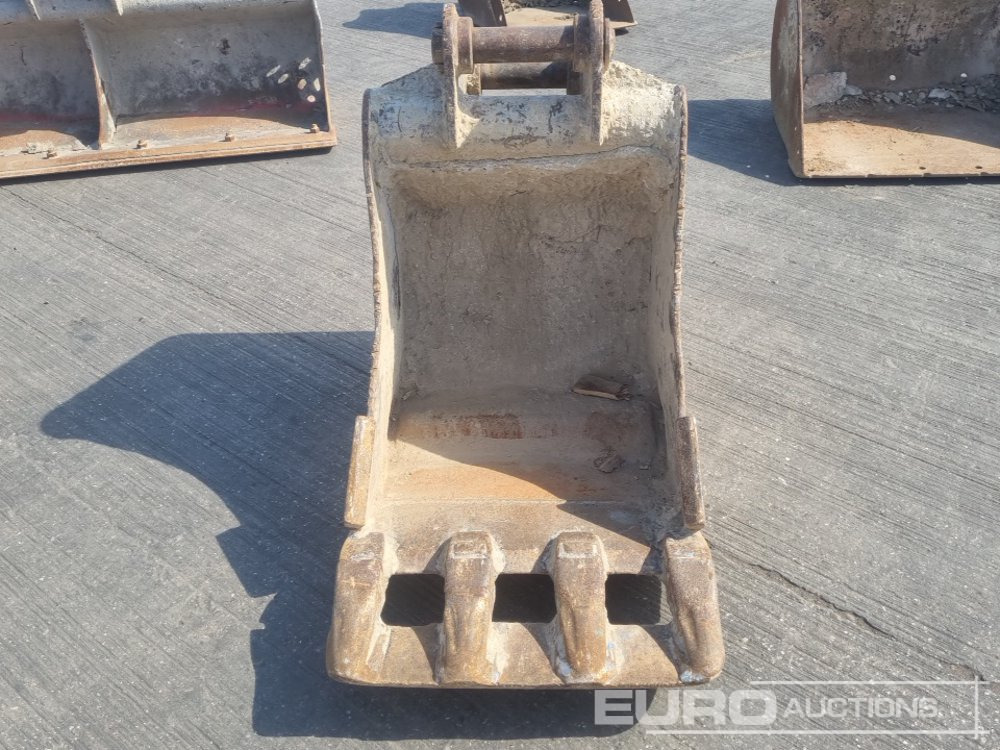 Bucket Strickland 60" Ditching, 24" Digging Bucket 60mm Pin to suit 10 Ton Excavator: picture 8