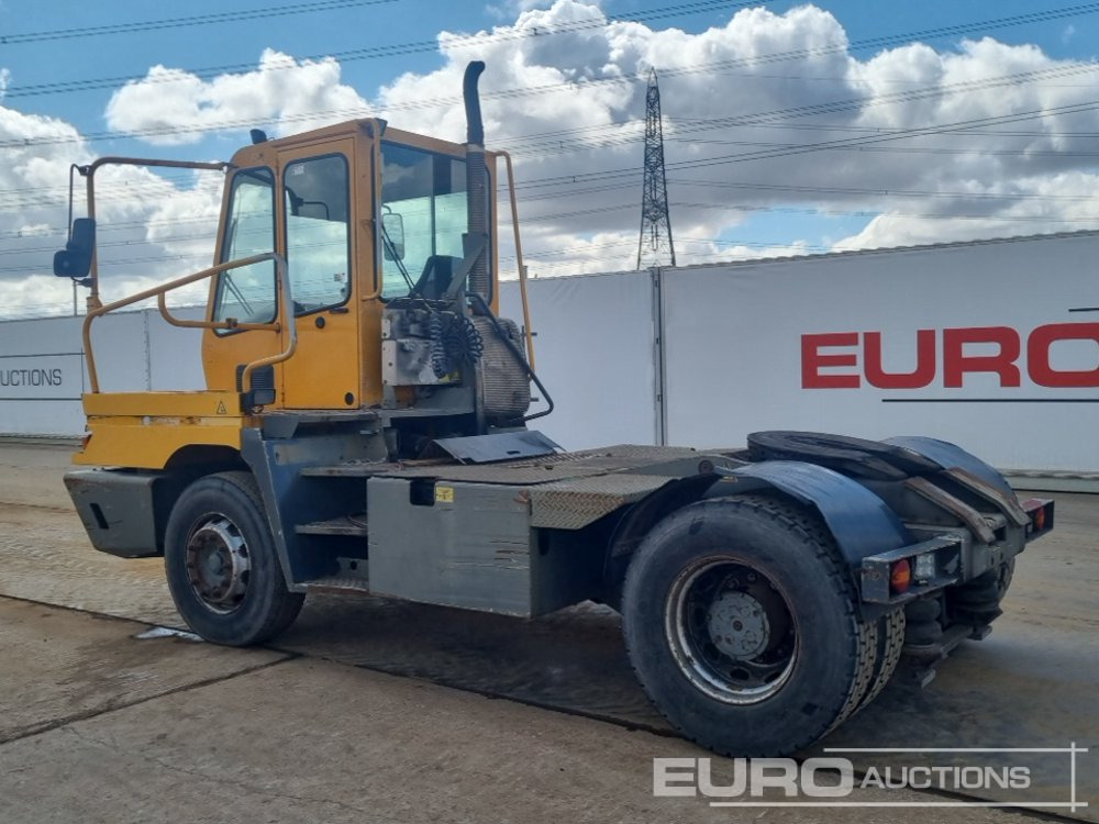 Terberg YT182 - Terminal tractor: picture 3 Terberg YT182 - Terminal tractor: picture 3