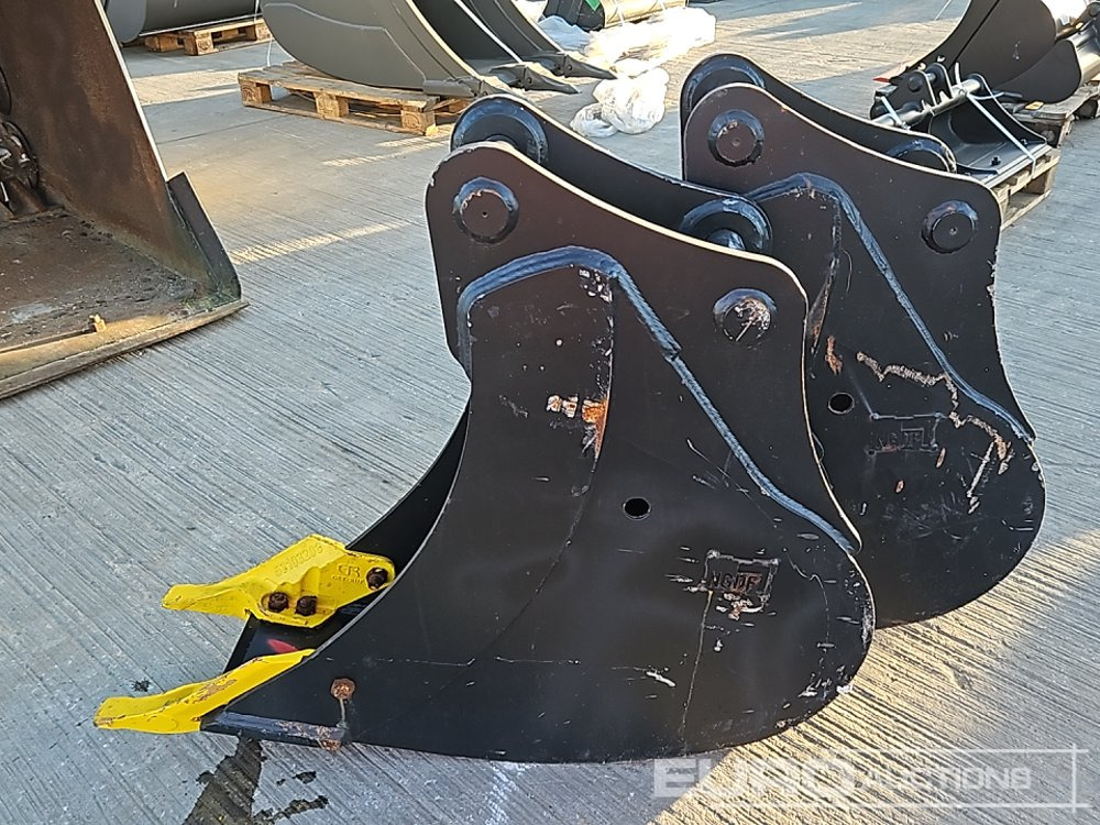 Unused 10", 10" Digging Bucket 50mm Pin to suit6-8 Ton Excavtor - Bucket: picture 2 Unused 10", 10" Digging Bucket 50mm Pin to suit6-8 Ton Excavtor - Bucket: picture 2