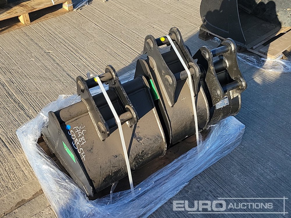 Unused 20", 12", 12" Digging Bucket 40mm Pin to suit Mini Excavator - Bucket: picture 3 Unused 20", 12", 12" Digging Bucket 40mm Pin to suit Mini Excavator - Bucket: picture 3