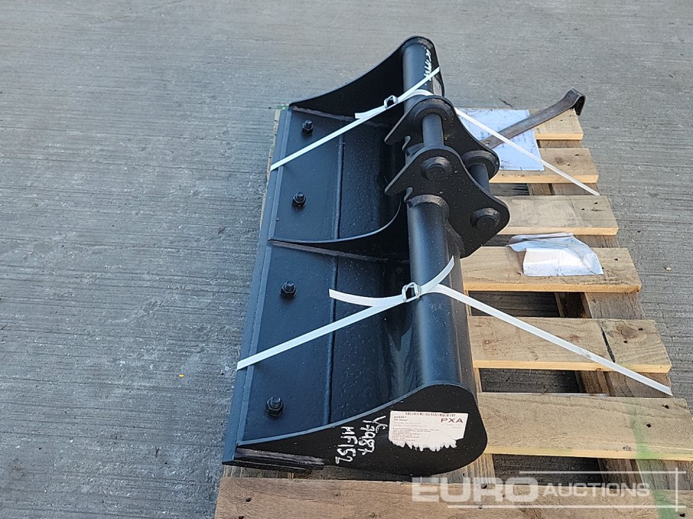 Unused 2024 Miller 36" Ditching Bucket 30mm Pin to suit Mini Excavator - Bucket: picture 2 Unused 2024 Miller 36" Ditching Bucket 30mm Pin to suit Mini Excavator - Bucket: picture 2