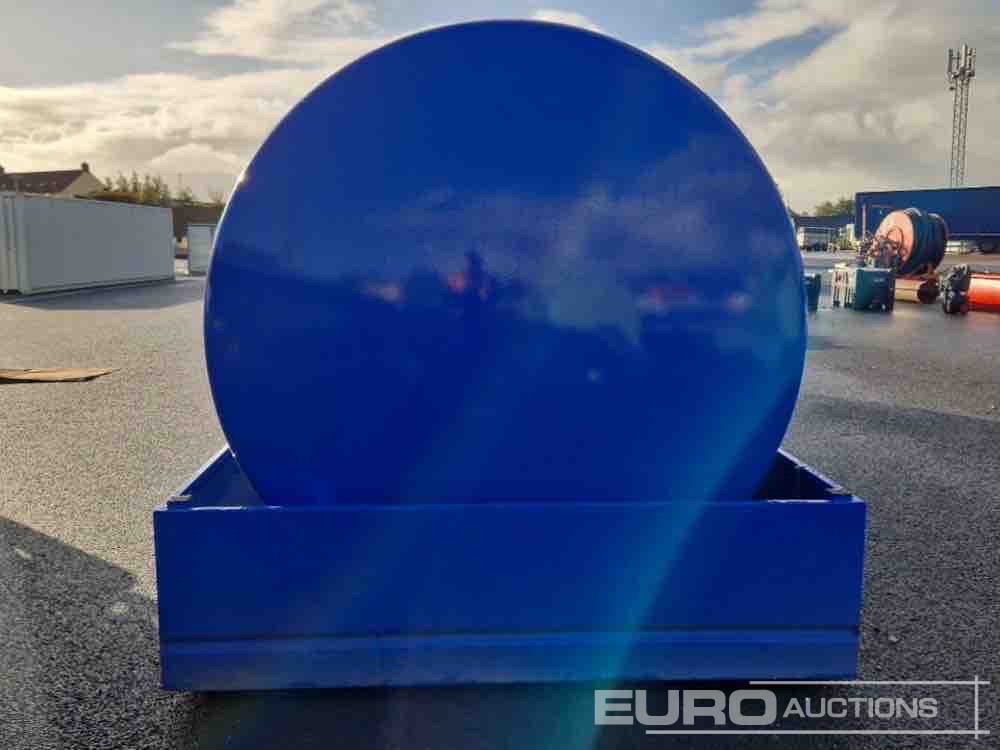 Unused 2025 Emiliana Serbatoi TF9/50 9000 Litre Fuel Tank, Meter, 240 Volt Pump - Storage tank: picture 2 Unused 2025 Emiliana Serbatoi TF9/50 9000 Litre Fuel Tank, Meter, 240 Volt Pump - Storage tank: picture 2