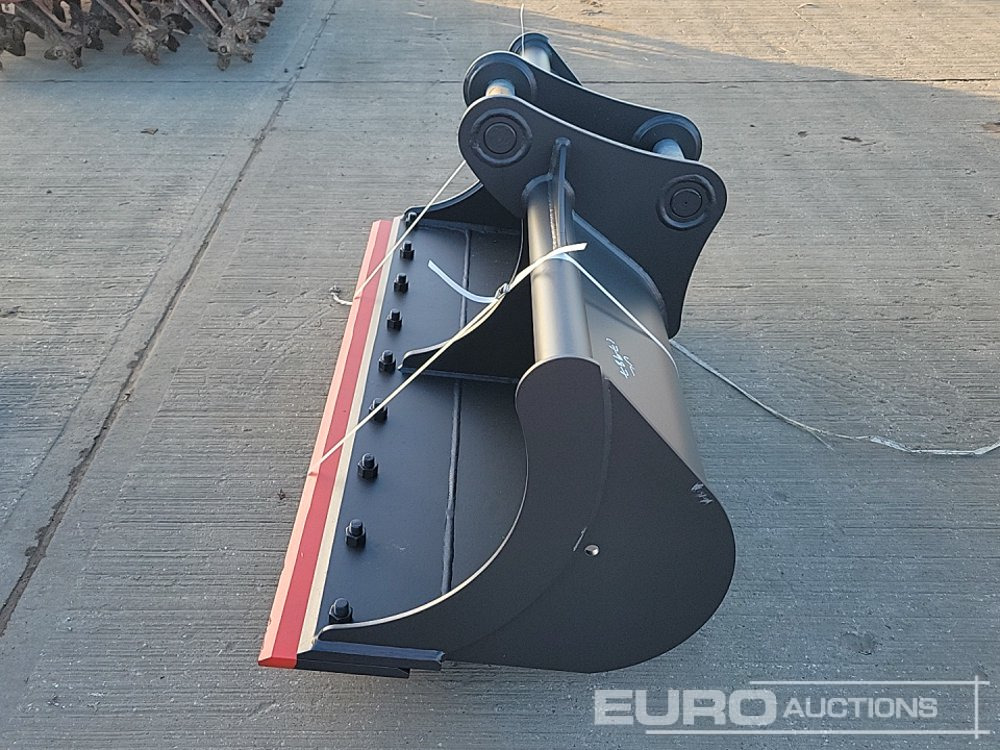 Unused 2025 Miller 72" Ditching Bucket 65mm Pin to suit 13 Ton Excavator - Bucket: picture 2 Unused 2025 Miller 72" Ditching Bucket 65mm Pin to suit 13 Ton Excavator - Bucket: picture 2