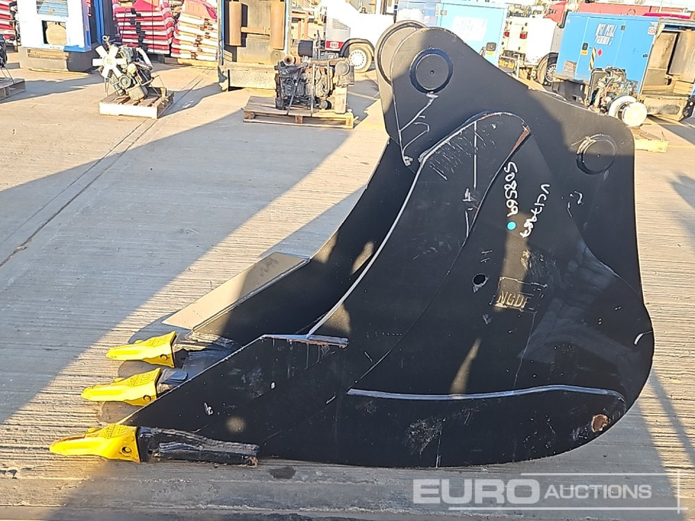 Unused 24" Digging Bucket 80mm Pin to suit 20 Ton Excavator - Bucket: picture 2 Unused 24" Digging Bucket 80mm Pin to suit 20 Ton Excavator - Bucket: picture 2