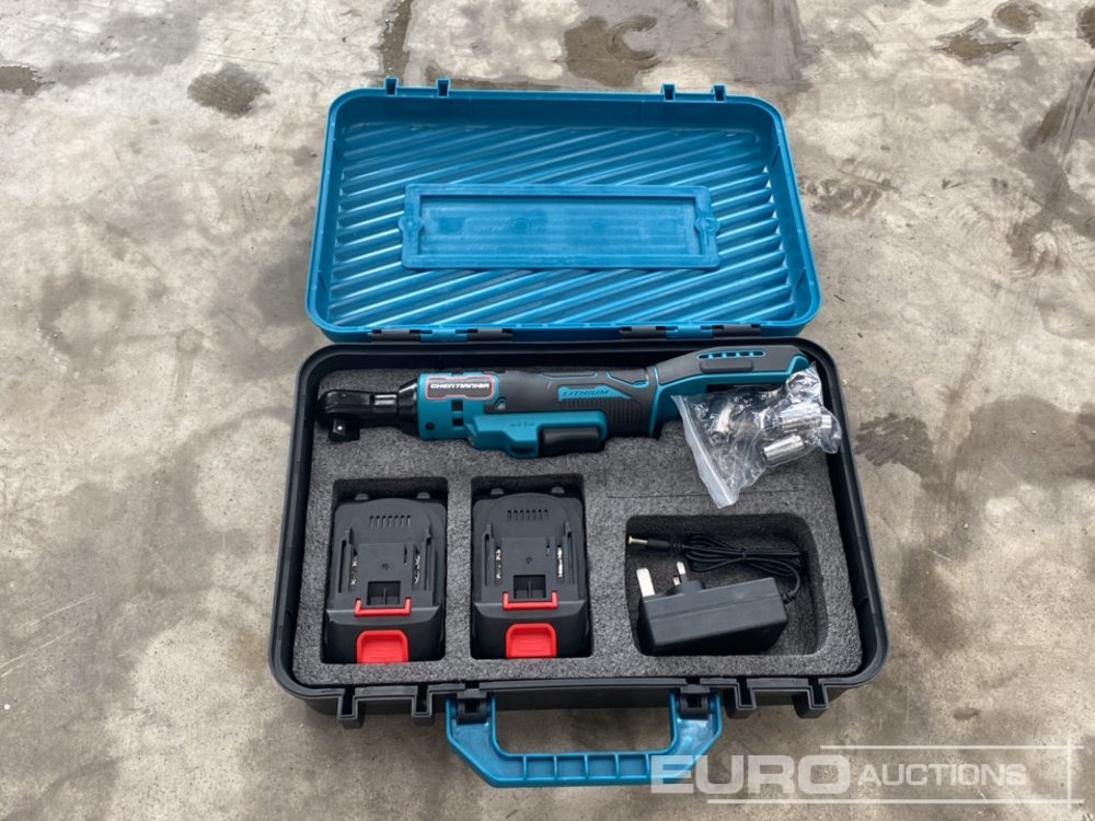 Unused 3/8" Slimline 12V Ratchet Driver, Batteries, Charger, Sockets - Workshop equipment: picture 2 Unused 3/8" Slimline 12V Ratchet Driver, Batteries, Charger, Sockets - Workshop equipment: picture 2