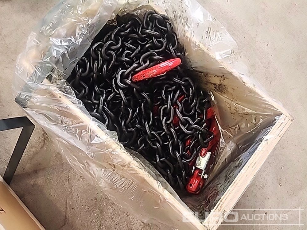 Unused 4T x 3m x 4 Leg Lifting Chain - Workshop equipment: picture 1 Unused 4T x 3m x 4 Leg Lifting Chain - Workshop equipment: picture 1