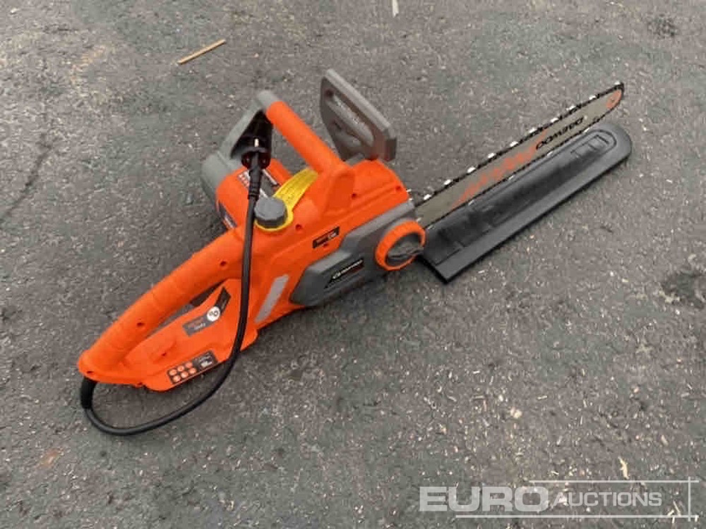Unused Daewoo DCS2016E 2000W Electric Chainsaw (2 of) - Workshop equipment: picture 4 Unused Daewoo DCS2016E 2000W Electric Chainsaw (2 of) - Workshop equipment: picture 4
