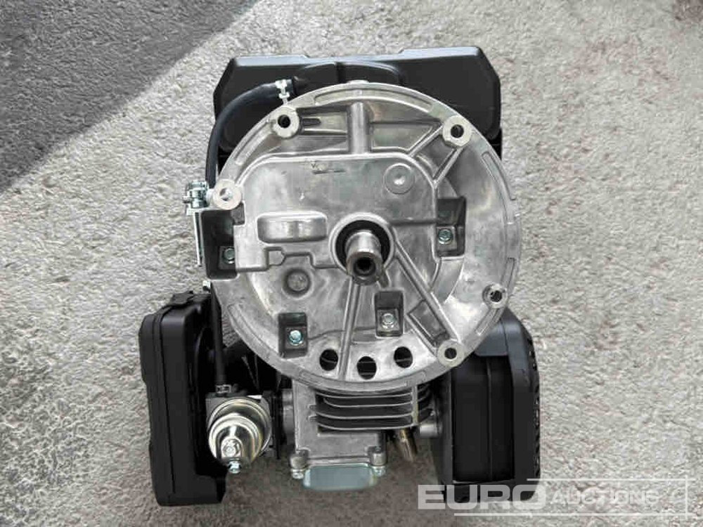 Workshop equipment Unused Daewoo DV150 141cc Petrol Engine (2 of): picture 10 Workshop equipment Unused Daewoo DV150 141cc Petrol Engine (2 of): picture 10