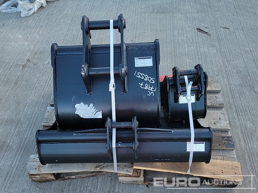 Unused Miller 36" Ditching, 24", 10" Digging Bucket 30-45mm Pin to suit Mini-6 Ton Excavator - Bucket: picture 4 Unused Miller 36" Ditching, 24", 10" Digging Bucket 30-45mm Pin to suit Mini-6 Ton Excavator - Bucket: picture 4