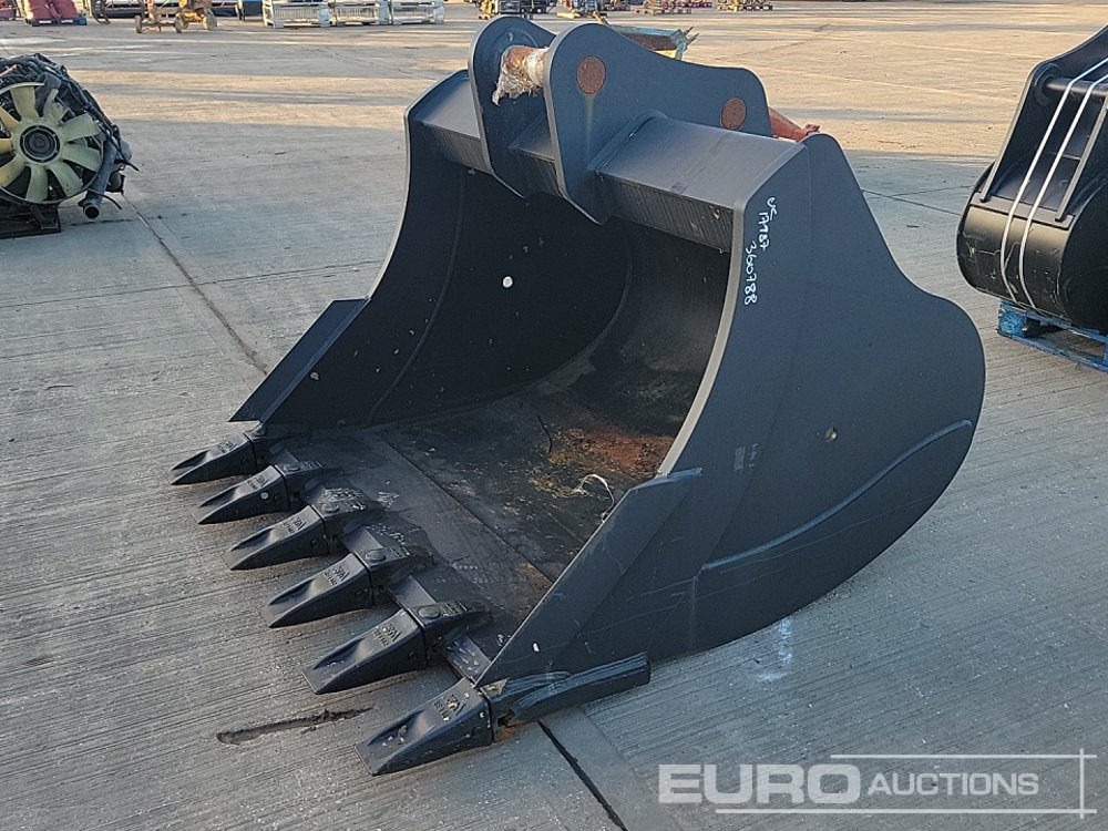 Unused Miller 70" Digging Bucket 90mm Pin to suit 30 Ton Excavator - Bucket: picture 1 Unused Miller 70" Digging Bucket 90mm Pin to suit 30 Ton Excavator - Bucket: picture 1