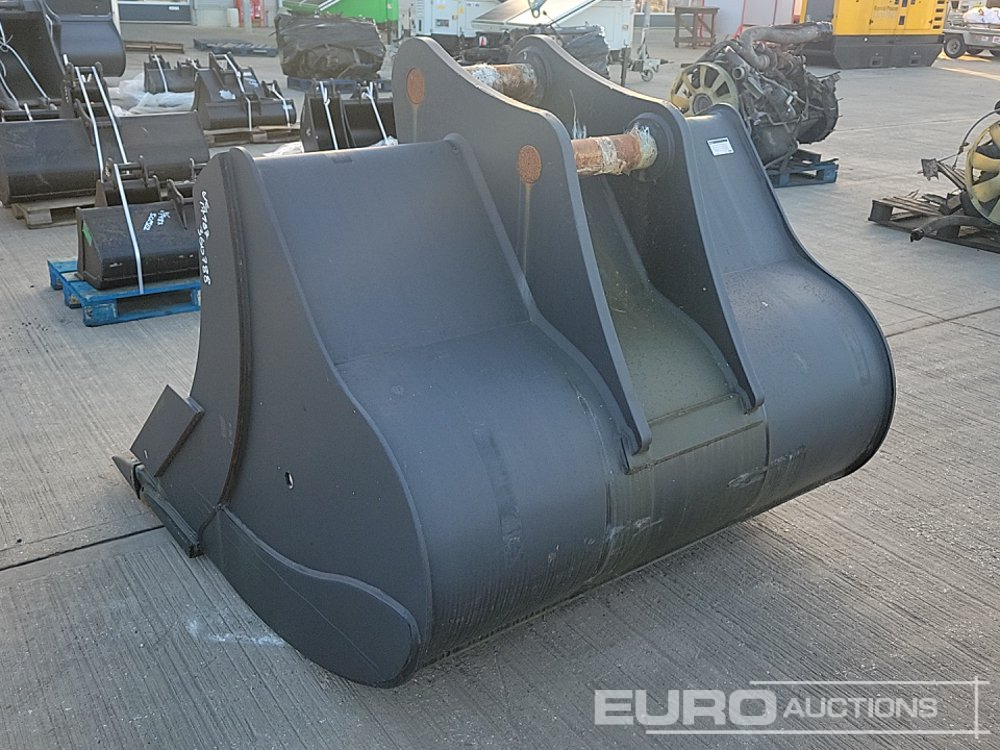 Unused Miller 70" Digging Bucket 90mm Pin to suit 30 Ton Excavator - Bucket: picture 2 Unused Miller 70" Digging Bucket 90mm Pin to suit 30 Ton Excavator - Bucket: picture 2
