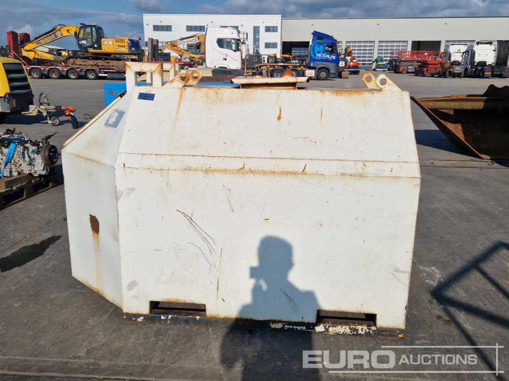 Western Static Bunded Fuel Bowser - Storage tank: picture 2 Western Static Bunded Fuel Bowser - Storage tank: picture 2