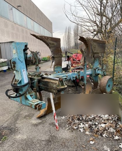 Aratro usato Nuova Comas - Plow: picture 2 Aratro usato Nuova Comas - Plow: picture 2