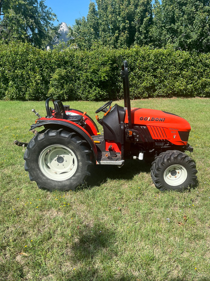 Trattore usato Goldoni Ronin 50 - Mini tractor: picture 5 Trattore usato Goldoni Ronin 50 - Mini tractor: picture 5