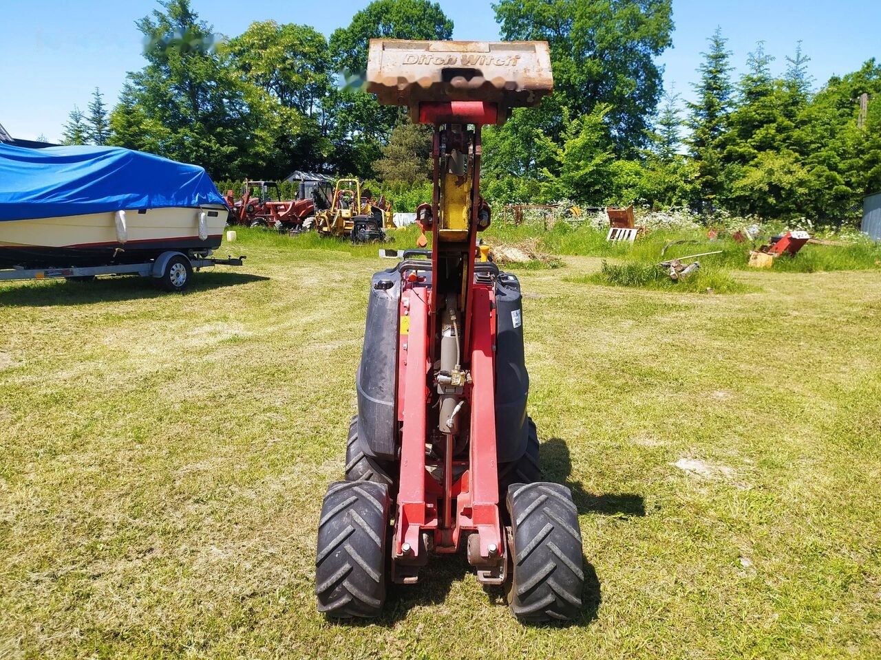 Trencher Ditch-Witch Zahn R300: picture 15