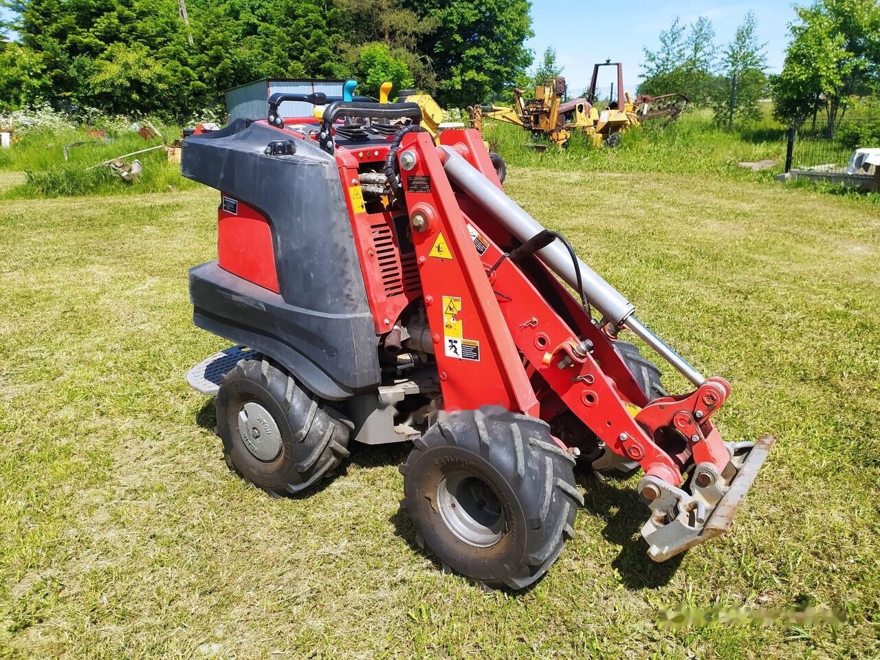 Trencher Ditch-Witch Zahn R300: picture 12
