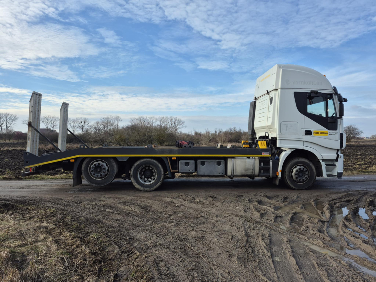 IVECO Stralis 420 - Autotransporter truck: picture 2 IVECO Stralis 420 - Autotransporter truck: picture 2