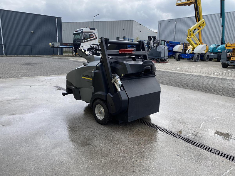 Kärcher KM 105/110 R Bp, Veegmachine, hoogkieper - Road sweeper: picture 4 Kärcher KM 105/110 R Bp, Veegmachine, hoogkieper - Road sweeper: picture 4