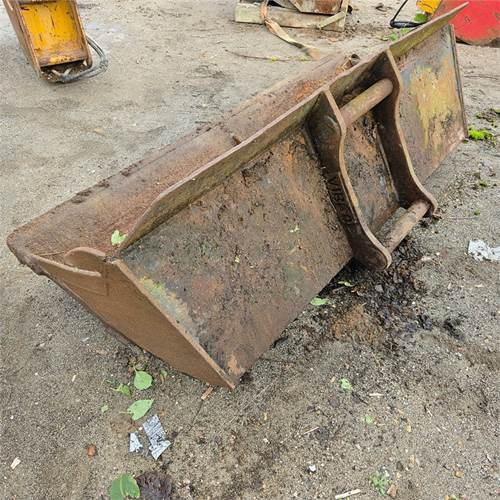 ABC 200 cm - Loader bucket: picture 4 ABC 200 cm - Loader bucket: picture 4