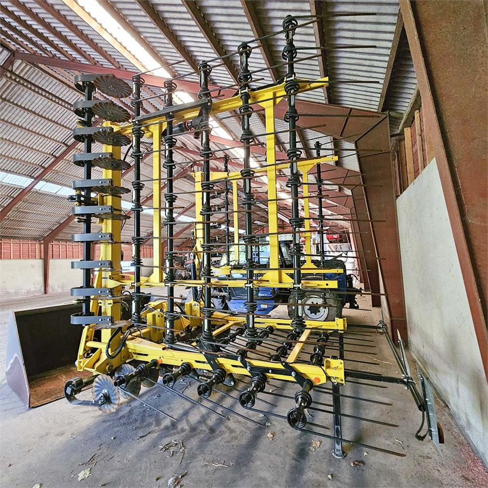 ABC PN9000 - Hay and forage equipment: picture 4 ABC PN9000 - Hay and forage equipment: picture 4