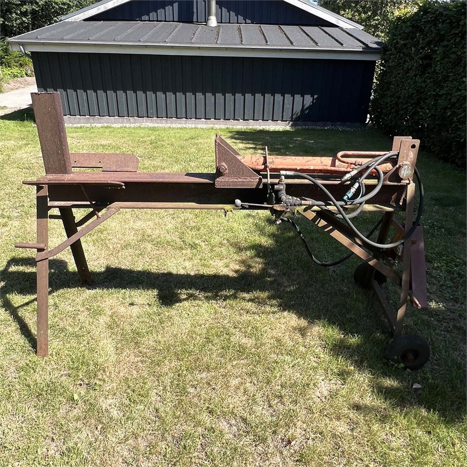 ABC Wood splitter - Log splitter: picture 4 ABC Wood splitter - Log splitter: picture 4