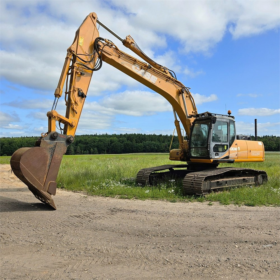 Case CX240 - Crawler excavator: picture 1 Case CX240 - Crawler excavator: picture 1