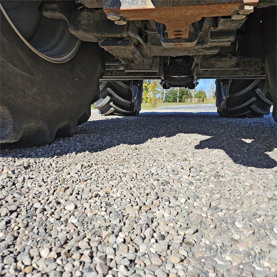 Farm tractor Case Optum 300 CVX: picture 37