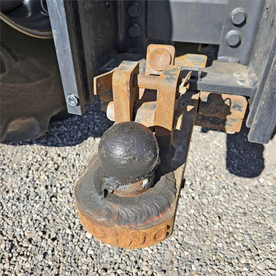 Farm tractor Case Optum 300 CVX: picture 36