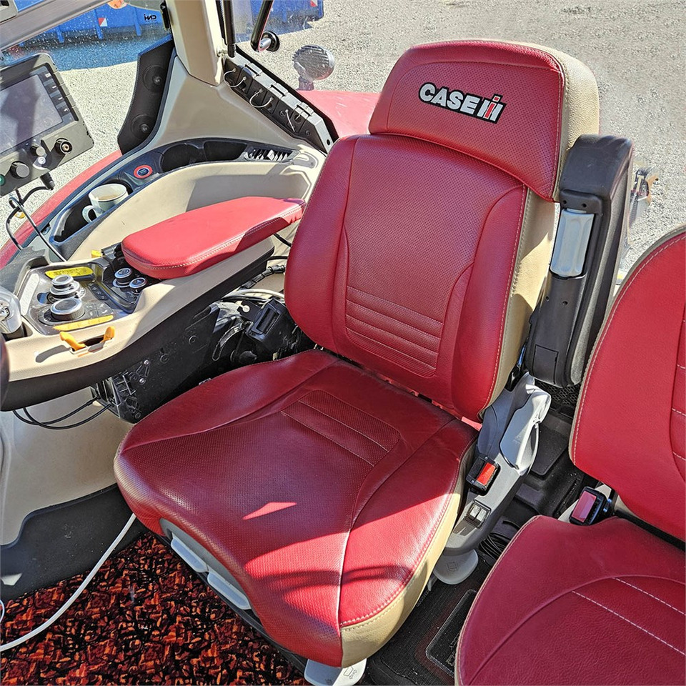 Farm tractor Case Optum 300 CVX: picture 9