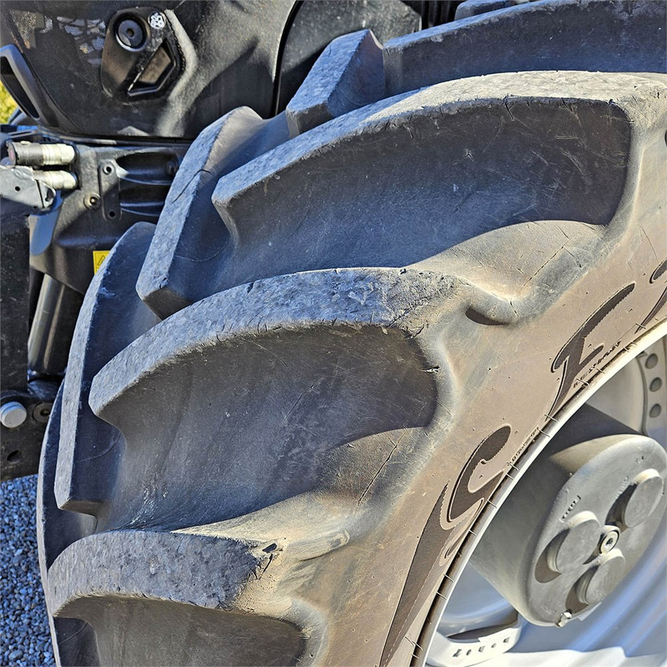 Farm tractor Case Optum 300 CVX: picture 43