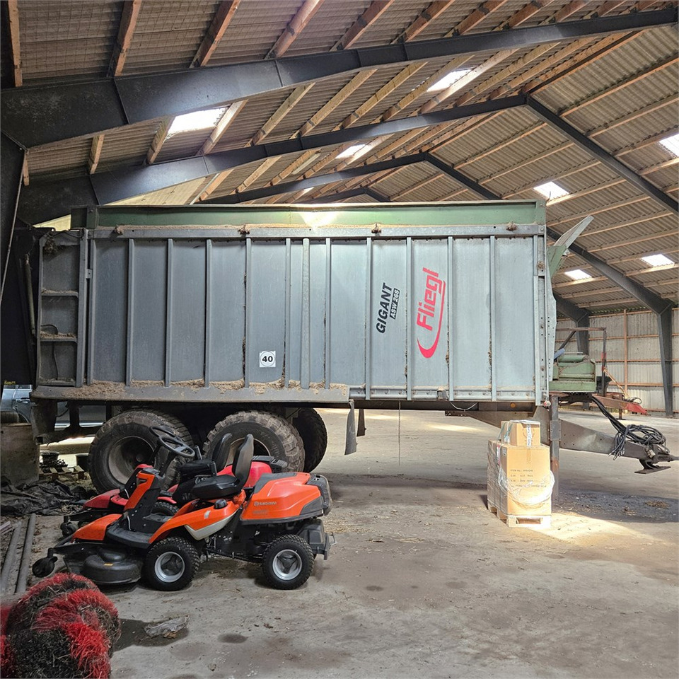 Fliegl Gigant ASW 268 - Farm trailer: picture 4 Fliegl Gigant ASW 268 - Farm trailer: picture 4