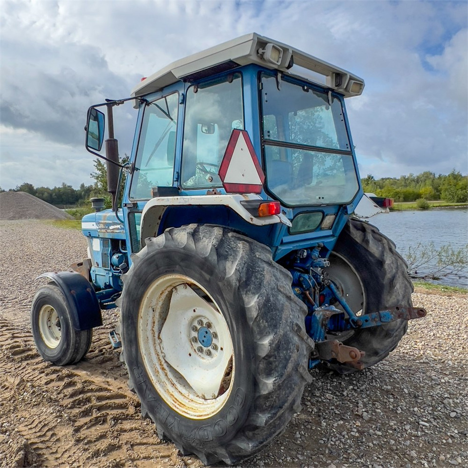 Ford 5610 - Farm tractor: picture 5 Ford 5610 - Farm tractor: picture 5