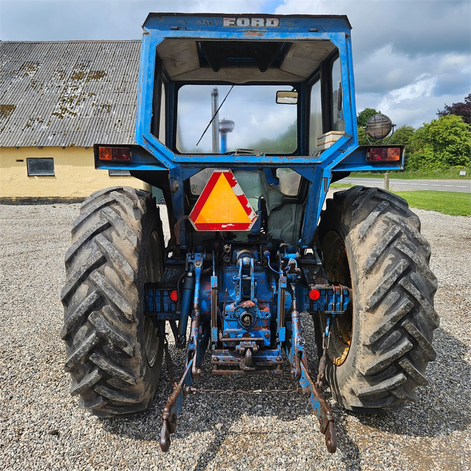 Ford 7000 - Farm tractor: picture 4 Ford 7000 - Farm tractor: picture 4