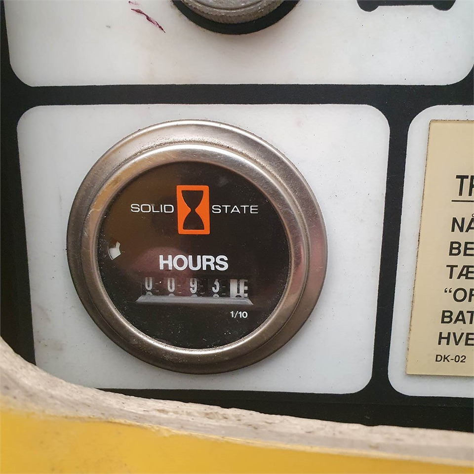 Grove AMZ39 NE - Articulated boom: picture 5 Grove AMZ39 NE - Articulated boom: picture 5