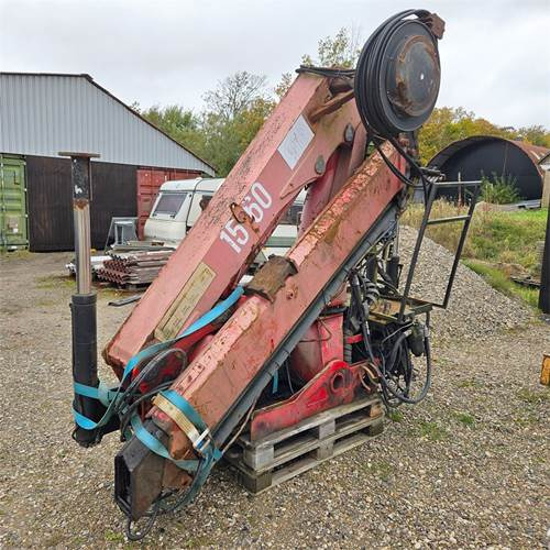 HMF 1560 - Loader crane: picture 1 HMF 1560 - Loader crane: picture 1