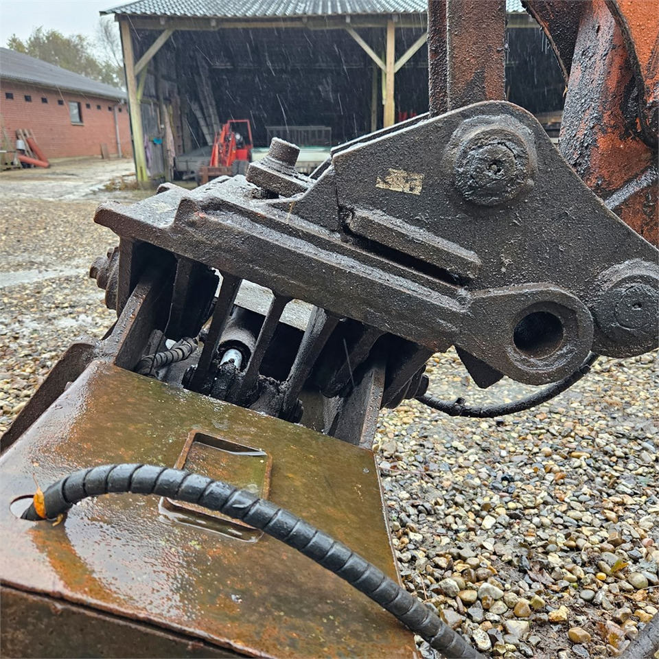 Mini excavator Hitachi FH50 U: picture 17