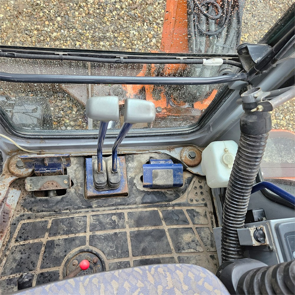 Mini excavator Hitachi FH50 U: picture 13