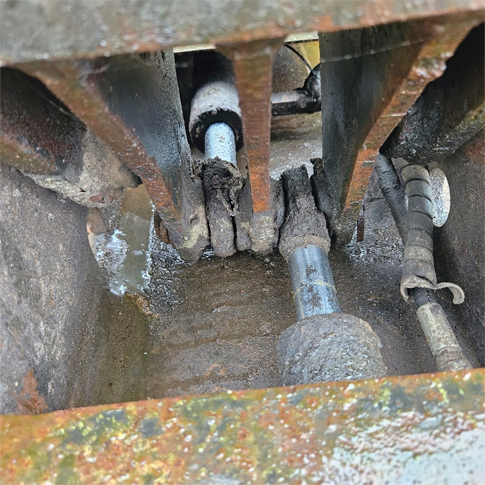 Mini excavator Hitachi FH50 U: picture 20