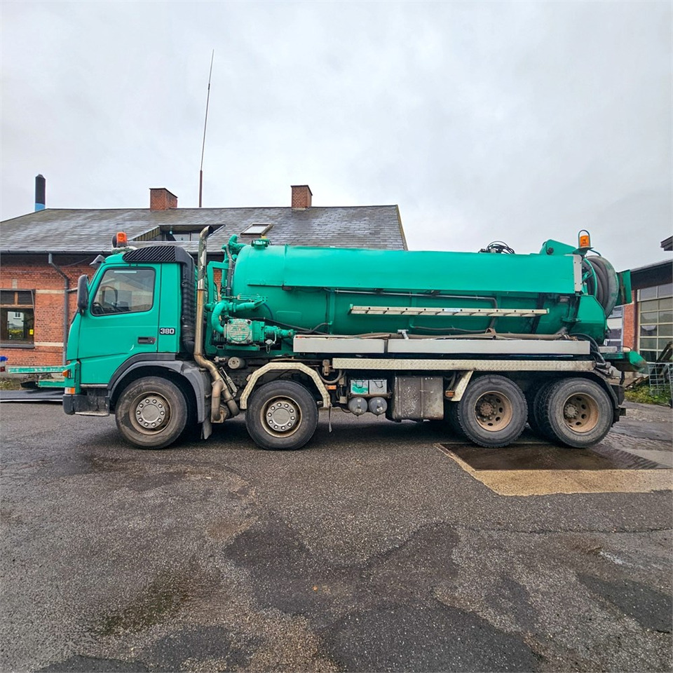 Hvidtved Larsen CM120 - Vacuum truck: picture 2 Hvidtved Larsen CM120 - Vacuum truck: picture 2