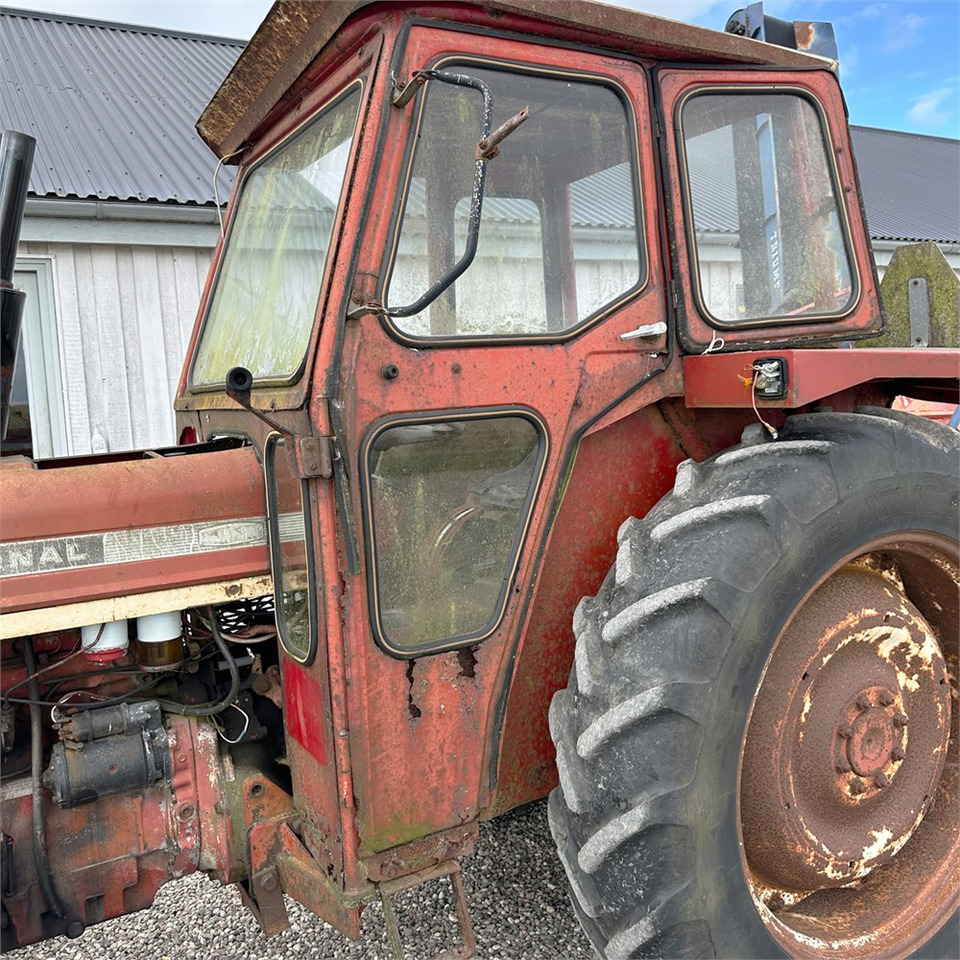 Farm tractor International IH 474: picture 14 Farm tractor International IH 474: picture 14