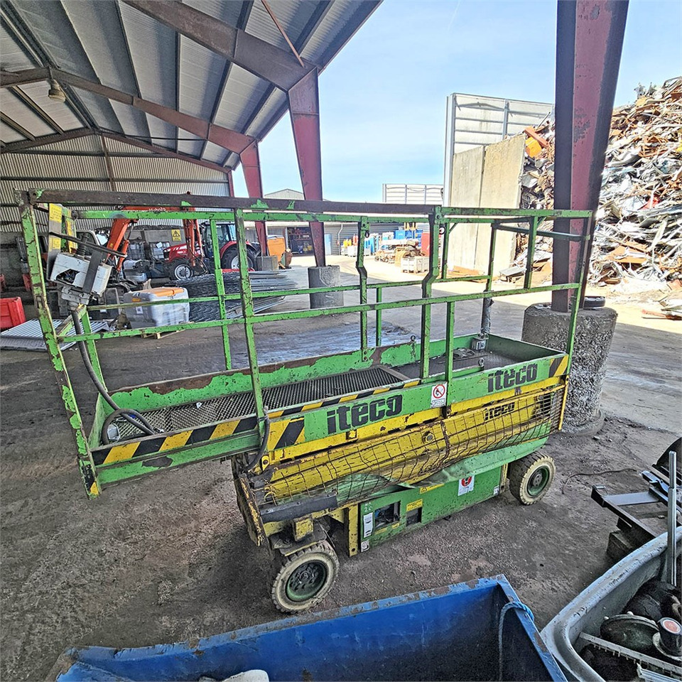 Scissor lift Iteco LG6084: picture 6