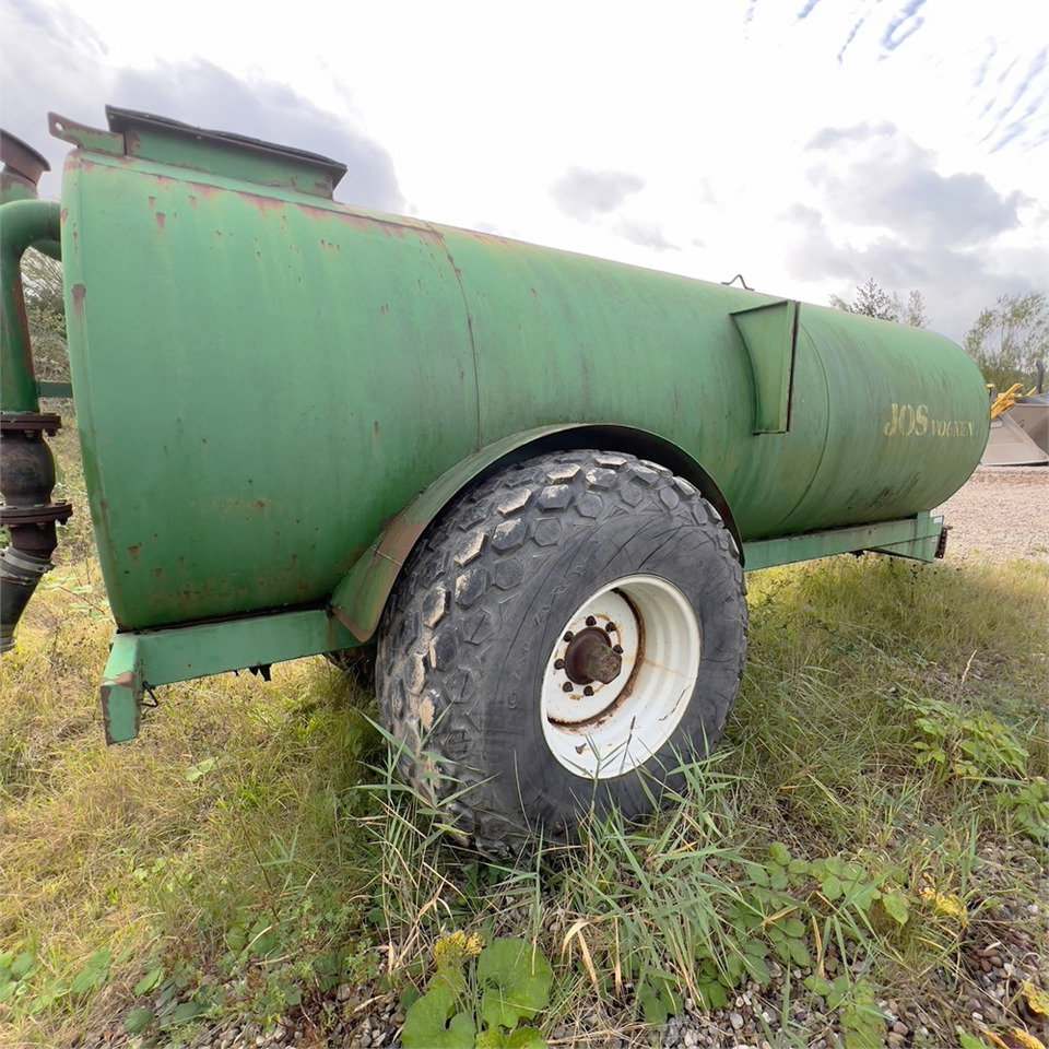 JOS 9 - Tank trailer: picture 5 JOS 9 - Tank trailer: picture 5