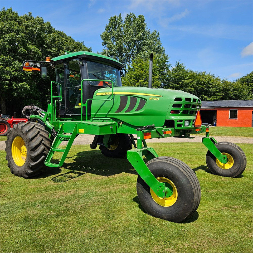 John Deere W150 - Harvester: picture 3 John Deere W150 - Harvester: picture 3
