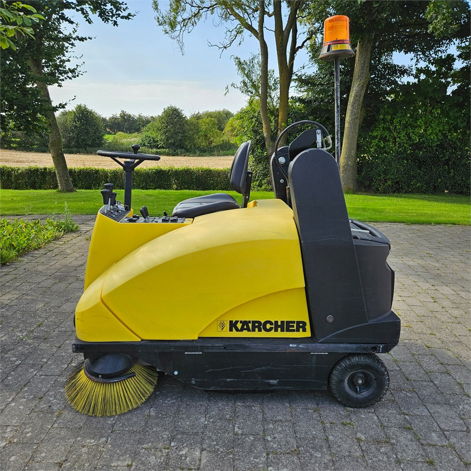 Kärcher KMR 1250 B - Industrial sweeper: picture 3 Kärcher KMR 1250 B - Industrial sweeper: picture 3