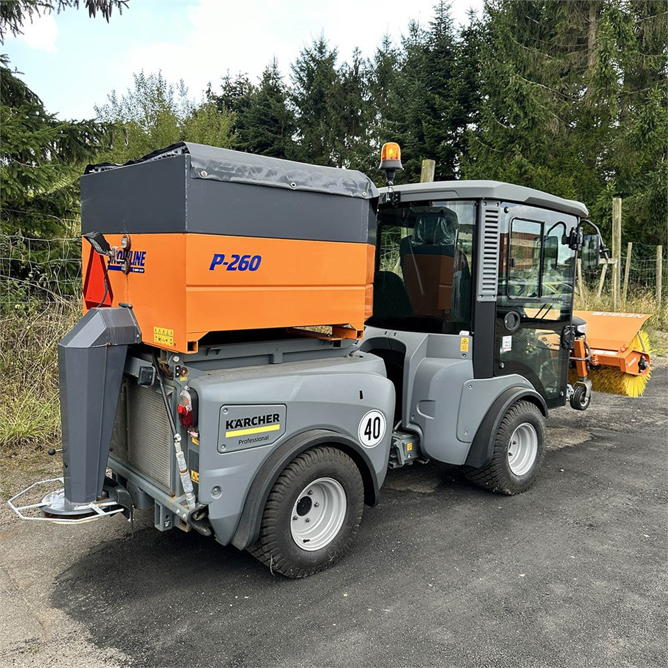 Kärcher MC130 - Road sweeper: picture 3 Kärcher MC130 - Road sweeper: picture 3